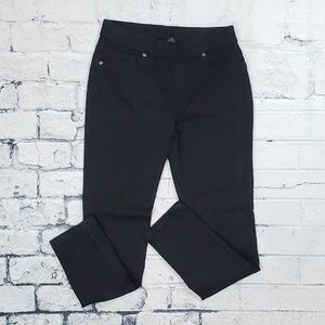 💕SALE💕 Black Denim Skinny Slip-On Jeggings